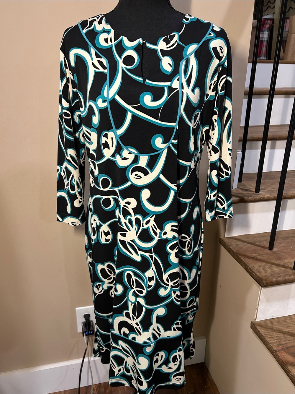 Chico's 1 or M (8) Black, Cream & Teal Swirl Print Shift Dress